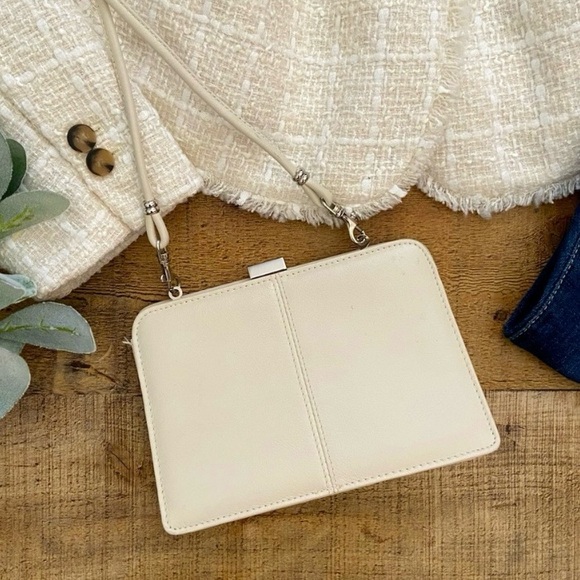 Leather ~ Darling Little Crossbody Bag Purse with attached Mirror - Picture 1 of 8